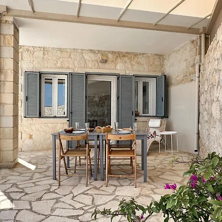 Gorgeous In With Outdoor Swimming Pool Hébergement de vacances Pláka